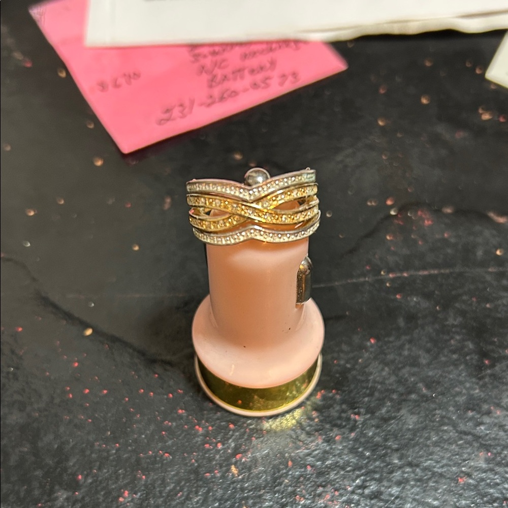 Elegant Gold and Silver Women's Ring